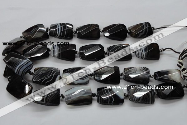CAA287 22*30mm twisted & faceted rectangle black line agate beads