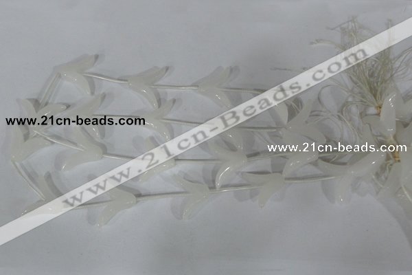 CFG502 15.5 inches 20*26mm carved flower white jade beads