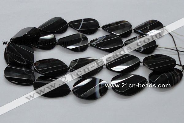 CAA285 28*38mm twisted & faceted teardrop black line agate beads