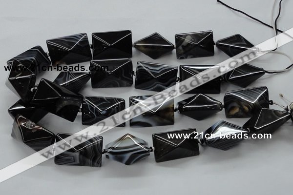 CAA292 15.5 inches 20*20*30mm black line agate gemstone beads