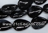 CAG2926 15.5 inches 13*18mm flat teardrop black line agate beads