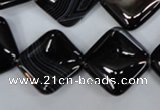 CAG2936 15.5 inches 18*18mm diamond black line agate beads