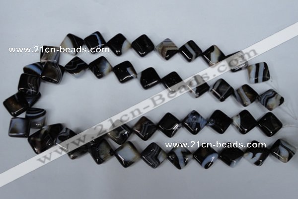 CAG3043 15.5 inches 14*14mm diamond black line agate beads