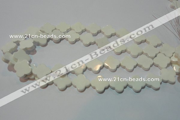 CAG3428 15.5 inches 20*20mm flower white agate gemstone beads