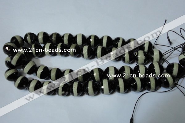 CAG4671 15.5 inches 16mm faceted round tibetan agate beads wholesale