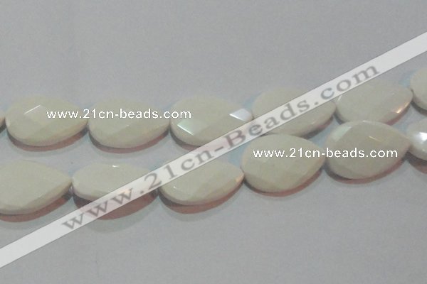 CAG7270 15.5 inches 30*40mm faceted flat teardrop white agate beads