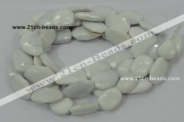 CAG730 15.5 inches 20*30mm faceted freeform white agate beads