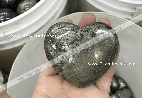 CDN41 65*70mm heart pyrite gemstone decorations