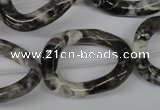 CFG268 15.5 inches 25*30mm carved oval black & white jasper beads