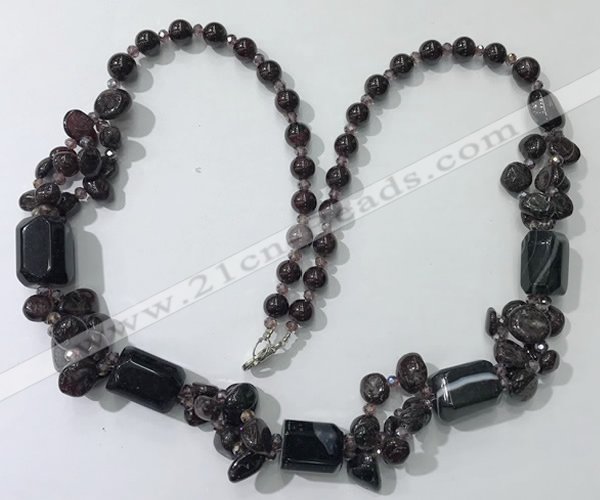 CGN315 27.5 inches chinese crystal,garnet & black agate beaded necklaces