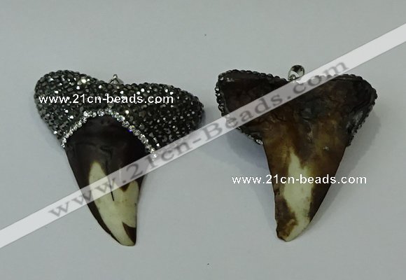 CGP273 45*50mm shark teeth resin pendants wholesale