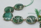 CNG2192 7.5 inches 30mm flat round agate beads with brass setting