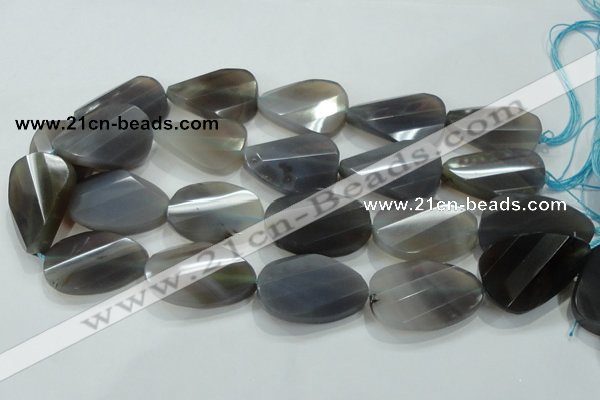 CNG486 15.5 inches 25*35mm twisted & faceted nuggets grey agate beads