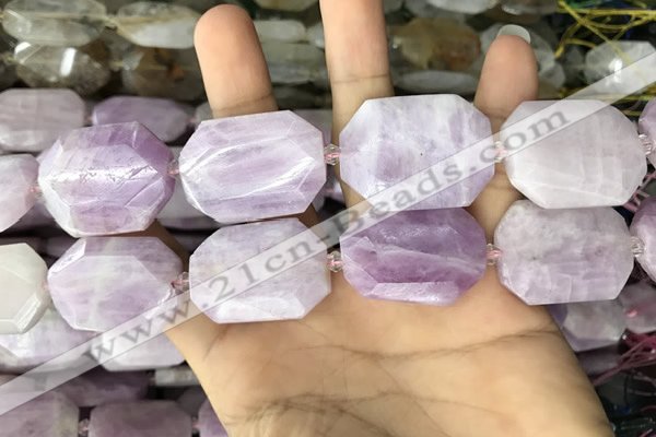 CNG7914 22*30mm - 25*35mm faceted freeform kunzite beads