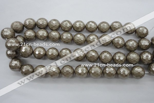 CSB1195 15.5 inches 18mm faceted round shell pearl beads