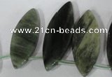 CTD44 Top drilled 10*28mm – 18*50mm marquise green hair stone beads