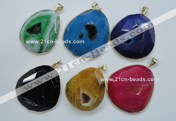 NGP1112 25*30 - 45*55mm freeform druzy agate pendants with brass setting