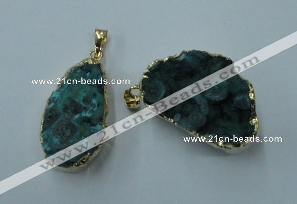 NGP1143 25*35mm - 40*45mm freeform druzy agate pendants with brass setting