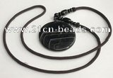 NGP5676 Agate flat round pendant with nylon cord necklace