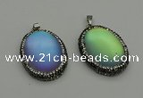 NGP7358 25*25mm oval glass pendants wholesale